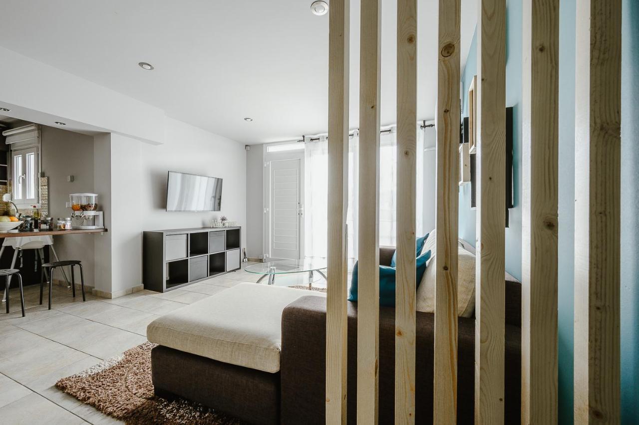 Le Petit Jardin Apartment Volos Ngoại thất bức ảnh